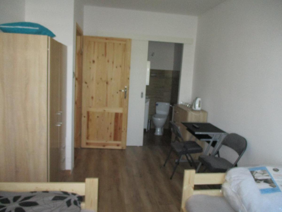 Apartamento Przy Lawendowej Świebodzice Exterior foto